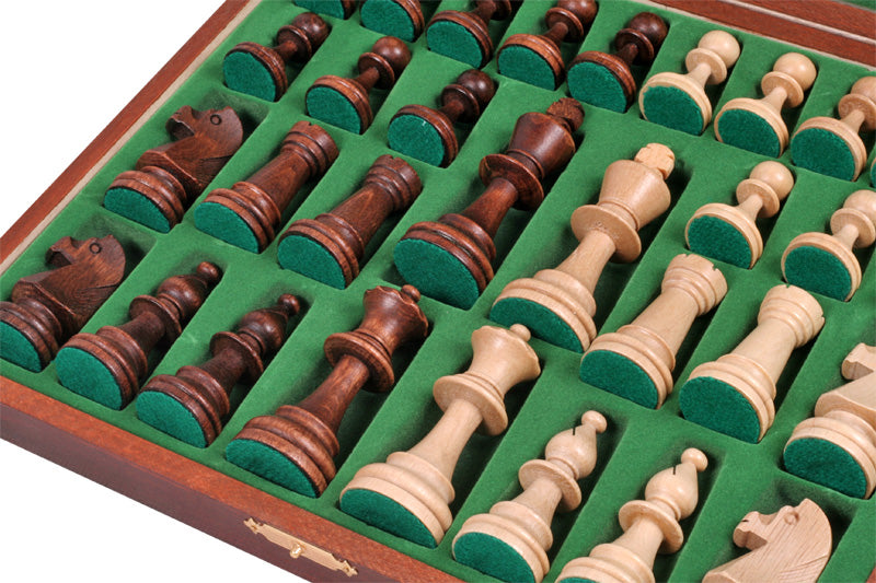 Staunton De Lux No. 5 Chess Pieces with Wooden Box