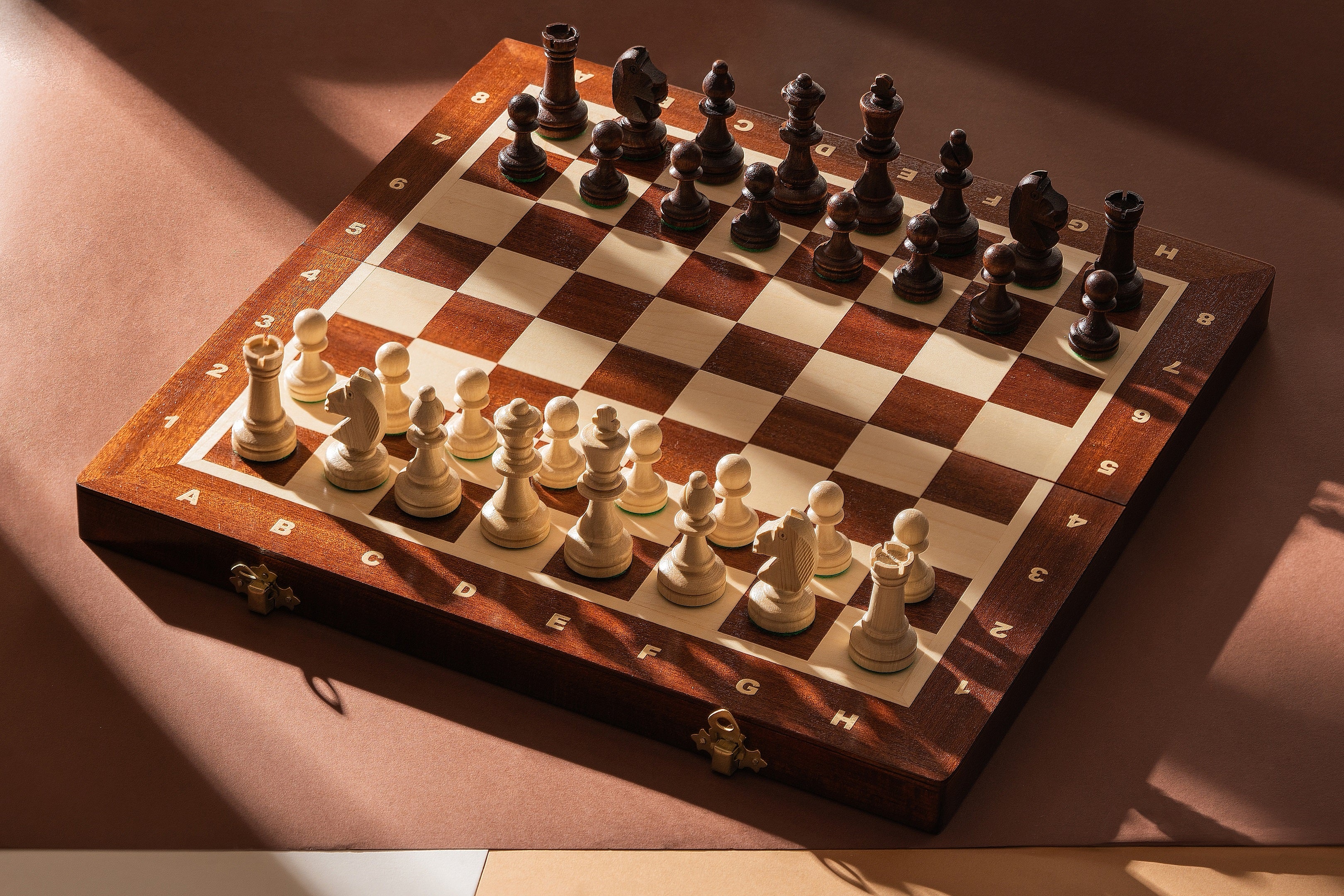 Tournament Chess Set No 4 (double queen) Mahogany & Sycamore Board