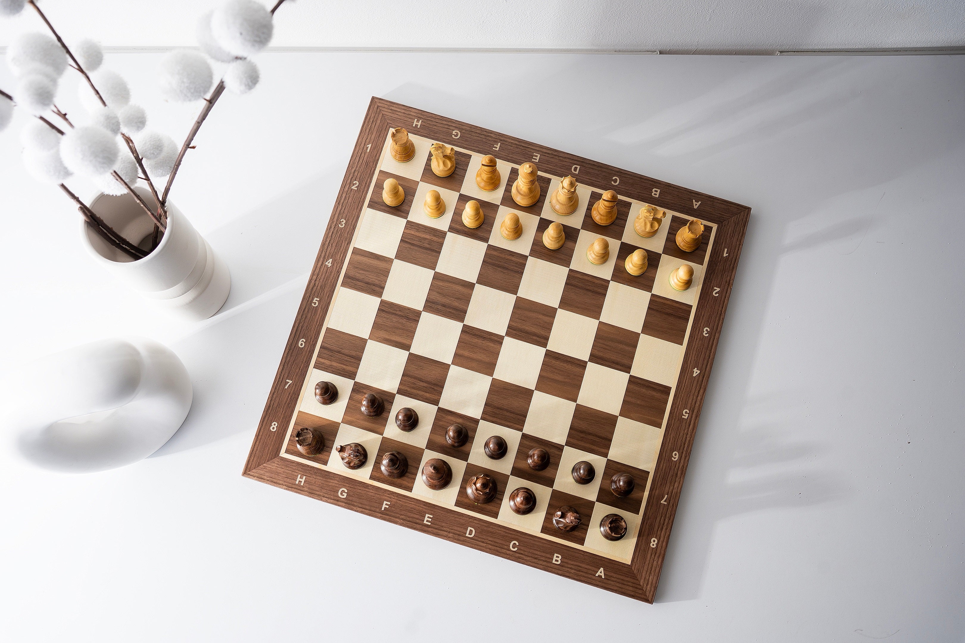 Reykjavik 3.5 Inch Chess Pieces – Acacia & Boxwood