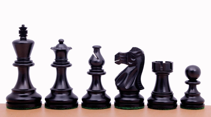 Classic Chess Pieces – 3.5" King, Ebonised & Boxwood